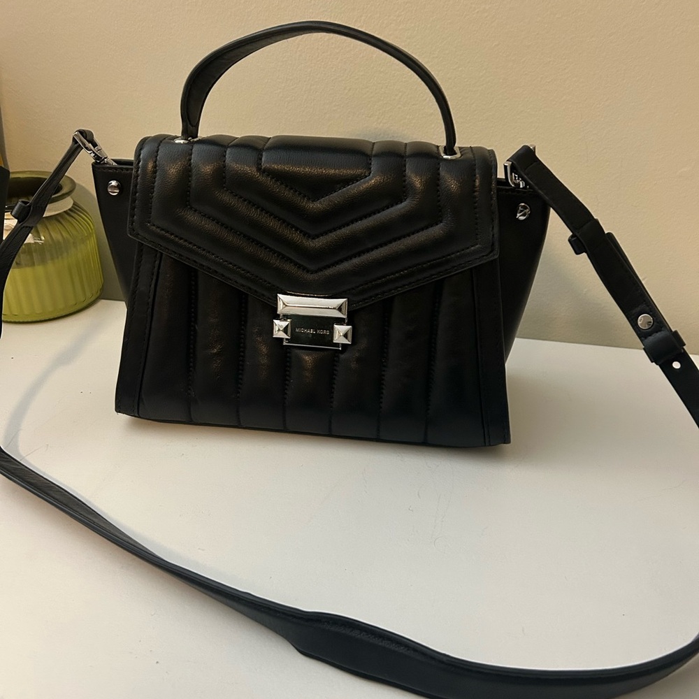 Black Michael Kors Handbag w/ detachable shoulder strap
